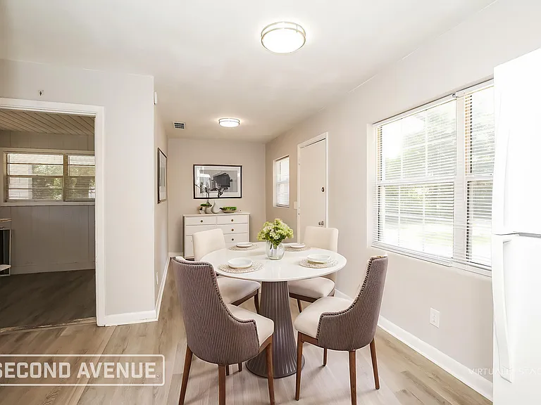 3015 Lansdell Dr — Photo 5