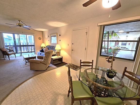 Entrance-dining & living room
