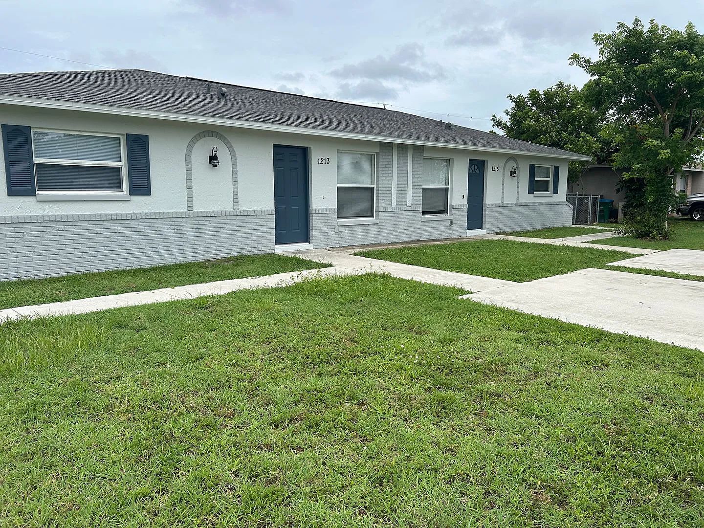 Move-In Ready 2BR Duplex with Fenced Yard & W/D Hookups — Photo 1