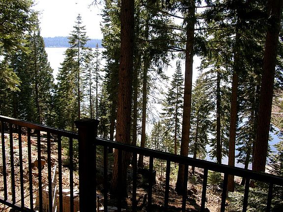 5th image of 1221 Lassen View Dr