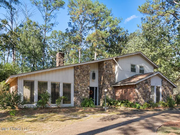 103 Redbud Trl, Brandon, MS 39047