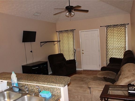 4th image of 2808 N Brittany Ln