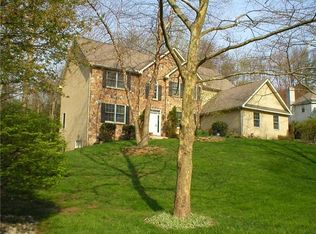 2 Creek Xing, Newark, DE 19711