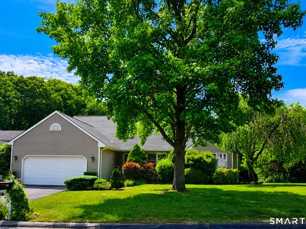 55 Canterbury Road #55, Hamden, CT 06514