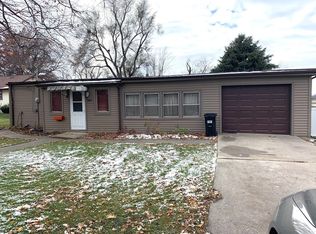 1406 Cottage Ave, Bloomington, IL 61701