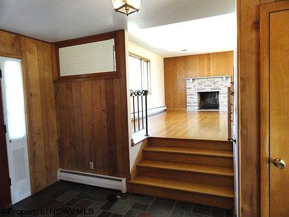 2nd image of 680 Colonial Dr
