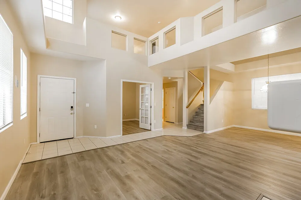 4 bed, 3.0 bath, 2236 sqft, $2,885 — Photo 4