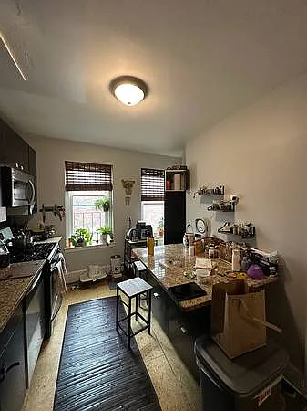20 Perry St #3 — Photo 5