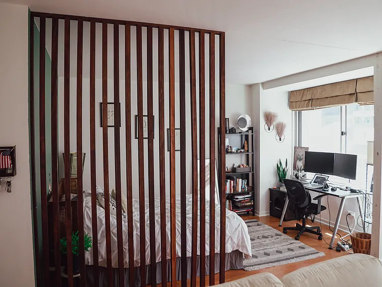 211 E Ohio St — Photo 12