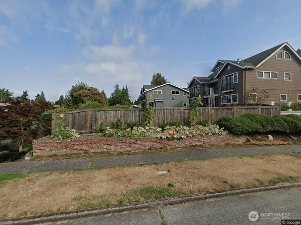 4310 W Dravus Street, Seattle, WA 98199
