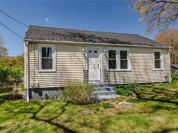 3rd image of 19 Leigh Rd