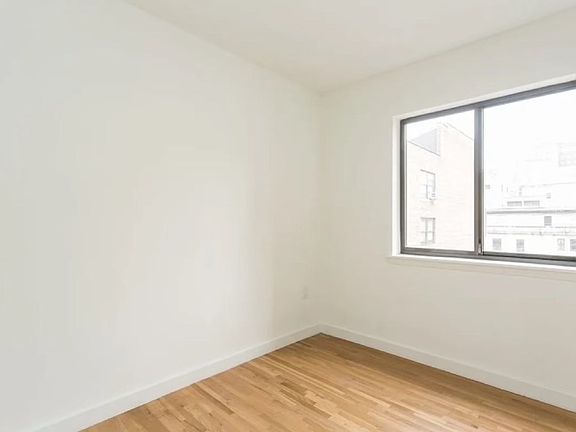 4th image of 345 W 30th St APT 9B