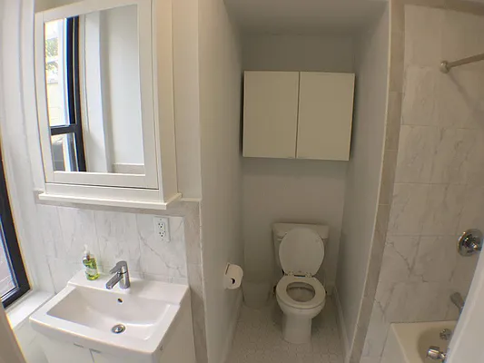 Rented by Bond New York | media 34