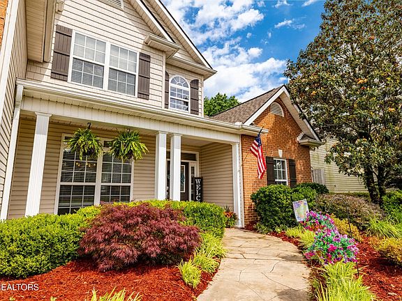 2nd image of 7142 Presidential Ln