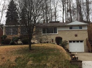 5256 Curry Rd, Pittsburgh, PA 15236