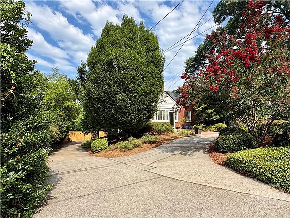 3rd image of 430 Stanton Way