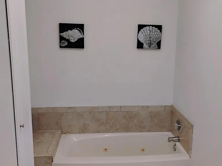 Bathtub