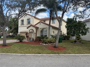 12669 NW 8th Ct, Pompano Beach, FL 33071