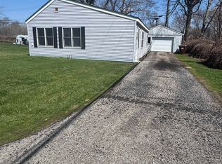 3341 Cloverdale St, Monroe, MI 48162