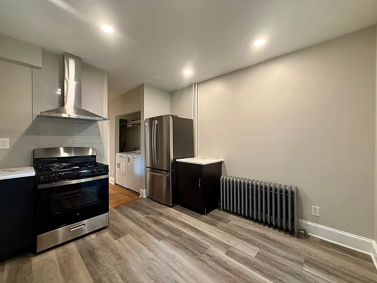 2602 W 18th St #1 — Photo 9