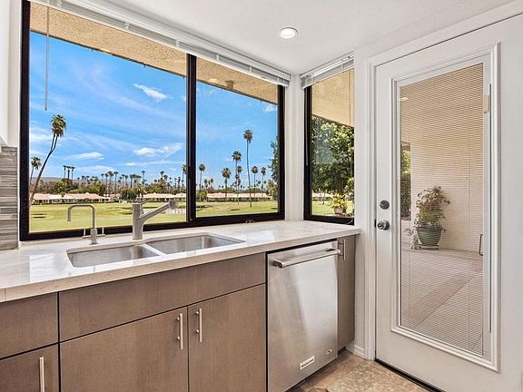3rd image of 85 Calle Encinitas