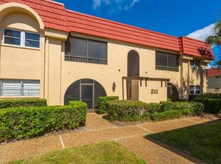 211 Rubens Dr APT G, Nokomis, FL 34275