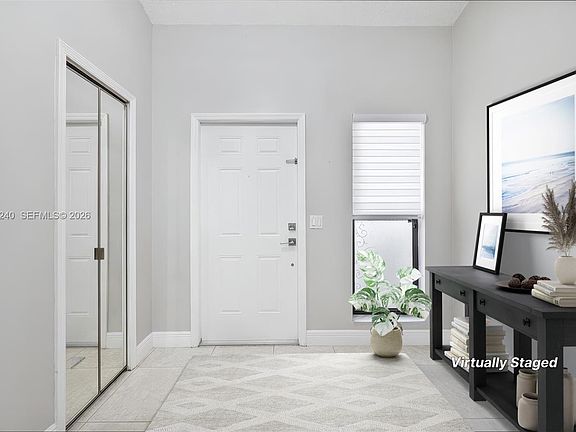 4th image of 4870 Hawkes Bluff Ave
