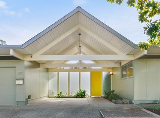 20 Pikes Peak Dr, San Rafael, CA 94903