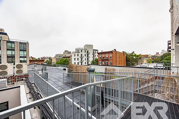 Rented by The KCI Group | media 33