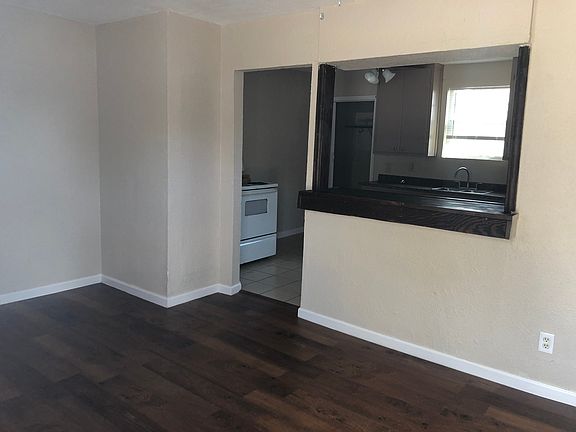3rd image of 2308 NW 12th St APT 2