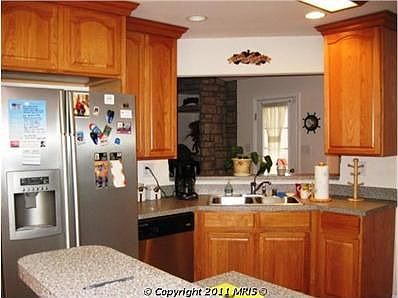 3rd image of 11815 Arthur Ln