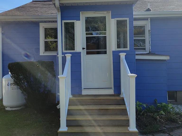 747 Lincoln Park Pl — Photo 2