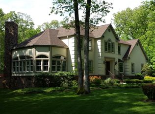 221 Old Beach Glen Rd, Rockaway, NJ 07866