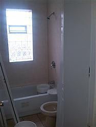 4th image of 3531 W Grenshaw St #3R