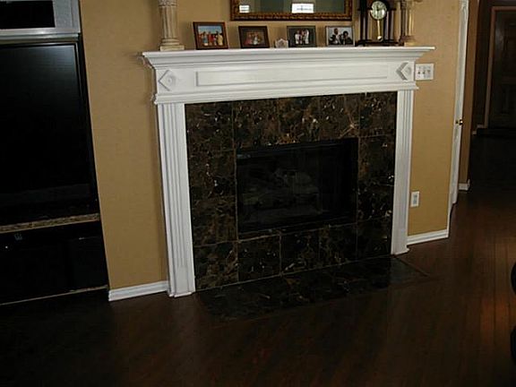 4th image of 329 Lakeside Dr
