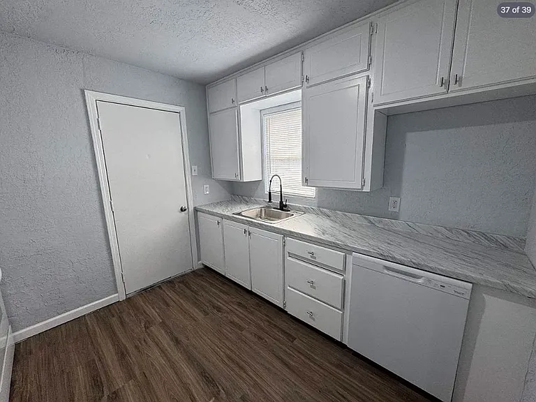 1212 NW Dearborn Ave #3 — Photo 6