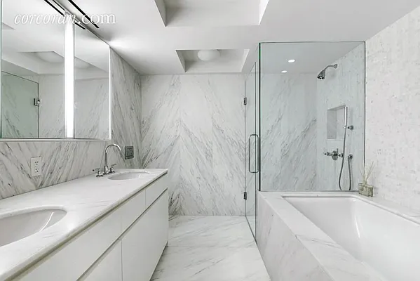 Sold by Corcoran | media 24