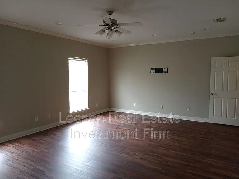 5721 S Lakeshore Dr — Photo 17