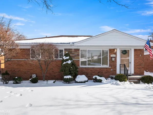 30008 Elmgrove St, Saint Clair Shores, MI 48082