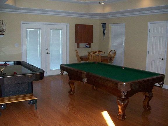 4th image of 1003 Palm Blvd