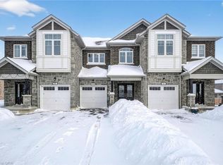 45 Sapphire Way, Thorold, ON L2V 0L4