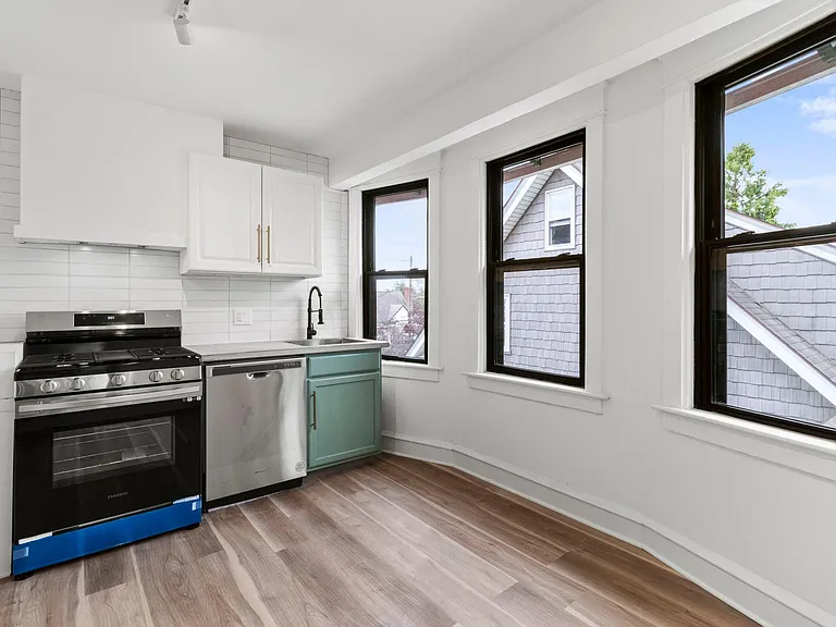 10 E Marthart Ave #2 — Photo 17