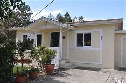 5th image of 84 Eucalyptus Ave