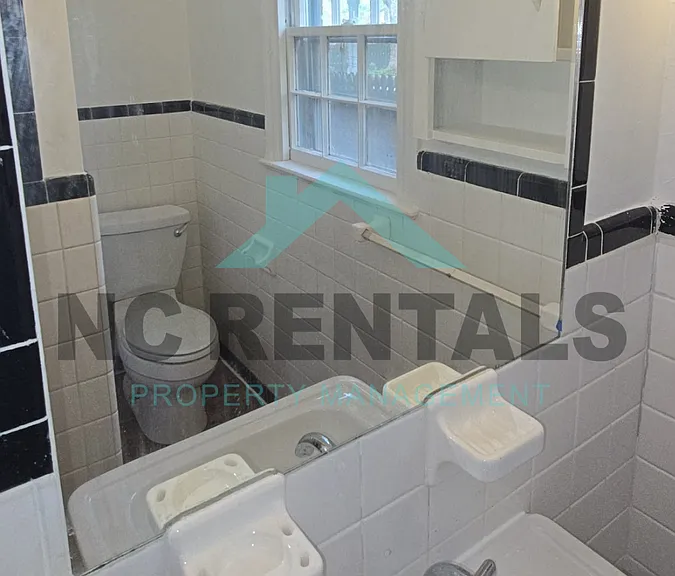 414 N 3rd St — Photo 16