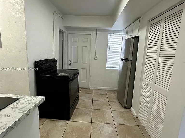 728 SW 6th St #2 — Photo 18