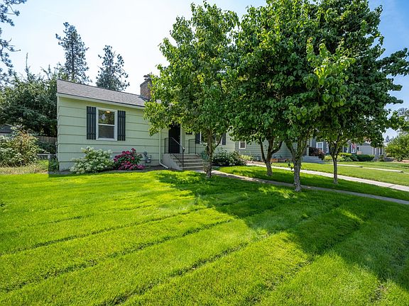 3rd image of 1304 E 39th Ave