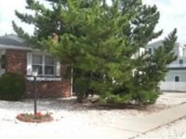 35 17th St W, Avalon, NJ 08202