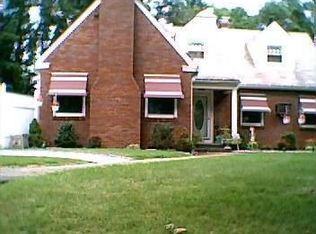 121 Fairview St, Agawam, MA 01001