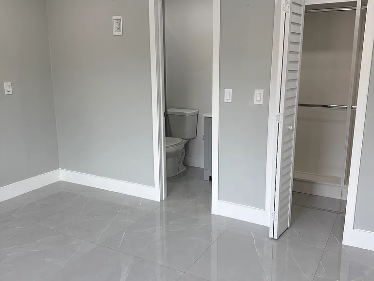 10921 SW 180th St — Photo 3
