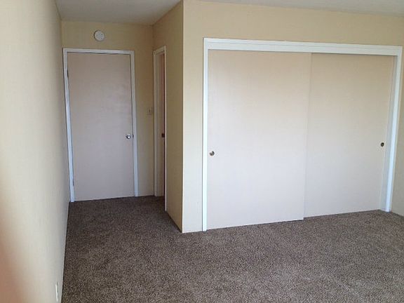 2nd image of 22814 Kings Ct